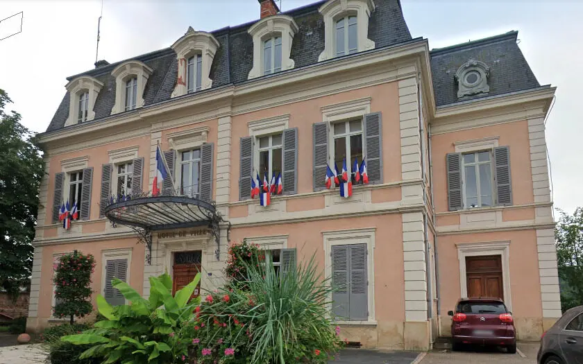 Terrassement Thizy les bourgs