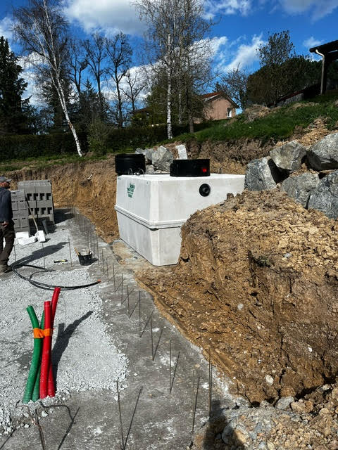 Pose de cuve d'eau avec Damet forestier