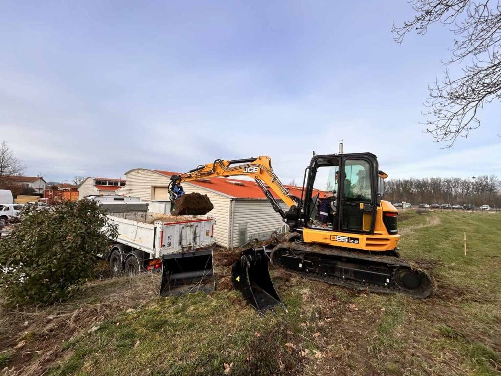 Terrassement pour aménagements extérieurs à Tarare